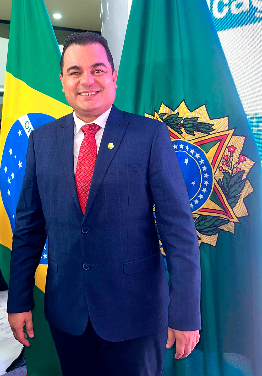 Nomeação do novo Reitor no Centro Universitário-UNICEUSA: Prof. Dr. Márcio Roberto Bico assume o Cargo