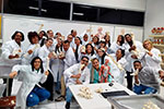 Estudantes de Enfermagem vivenciam a importância da Anatomia e da Osteologia em prática de laboratório